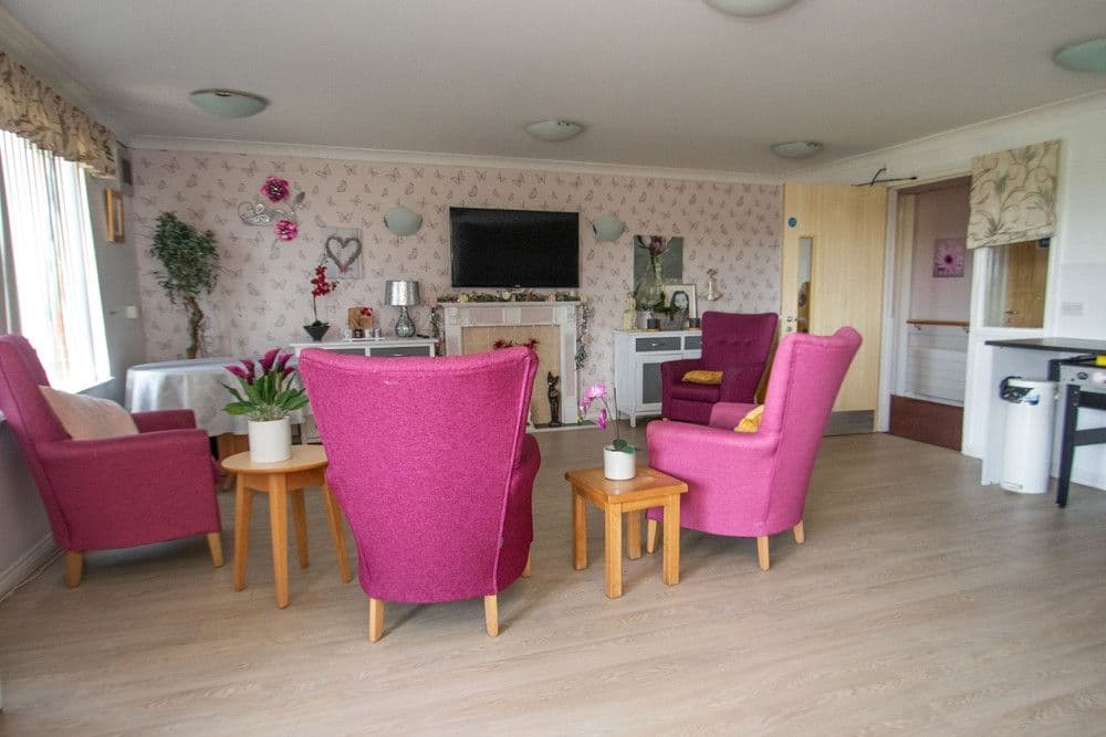 Shaw Healthcare - Sandalwood Court care home 3