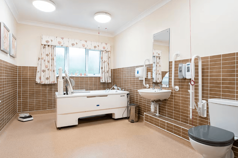 Independent Care Home - Ridgeway Rise care home 8