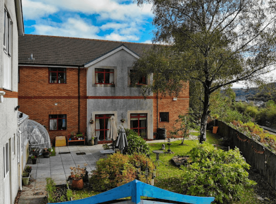 Exterior of Ty Gwynno care home in Pontypridd, Wales