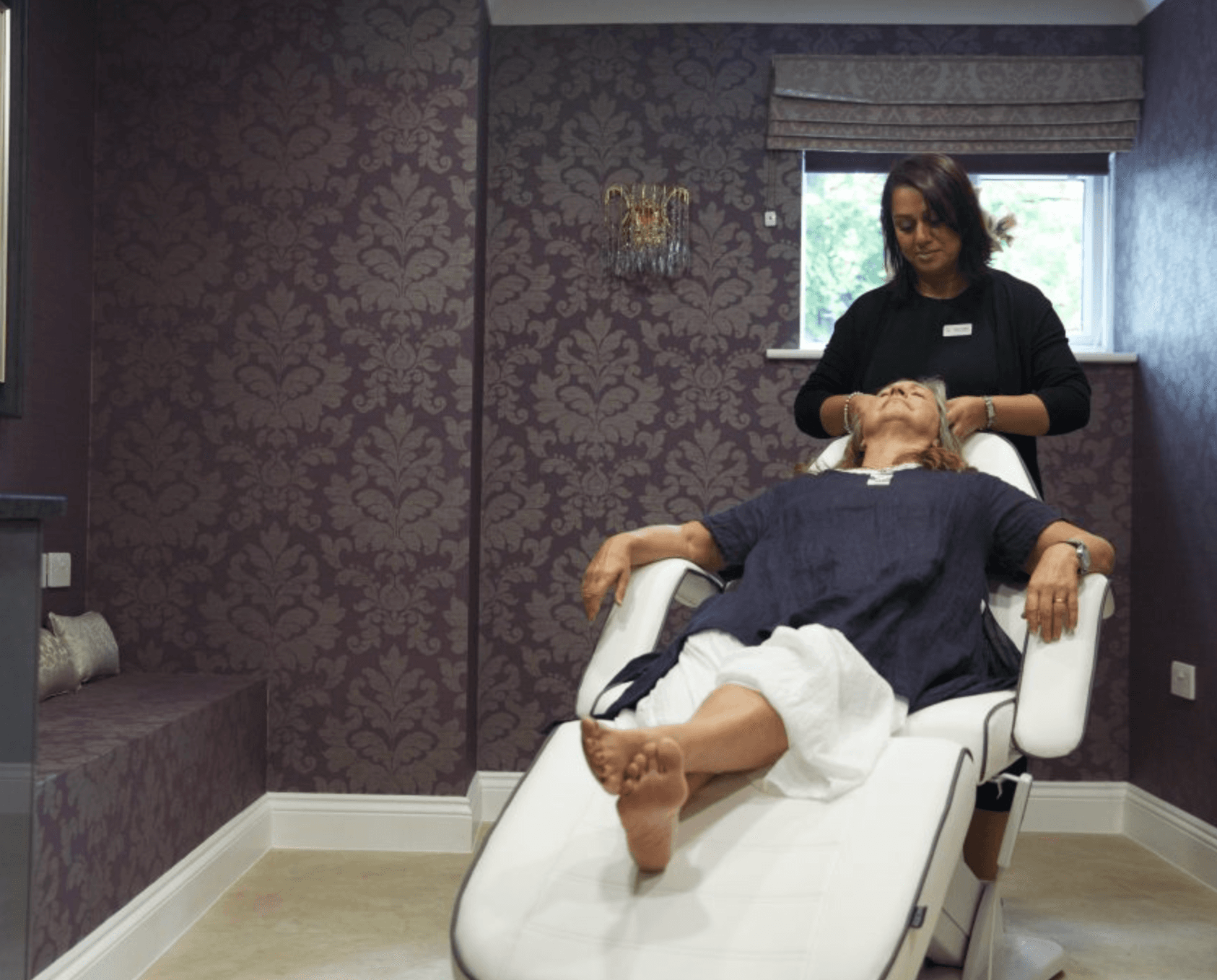 Salon of Carlton Court care home in Barnet, London