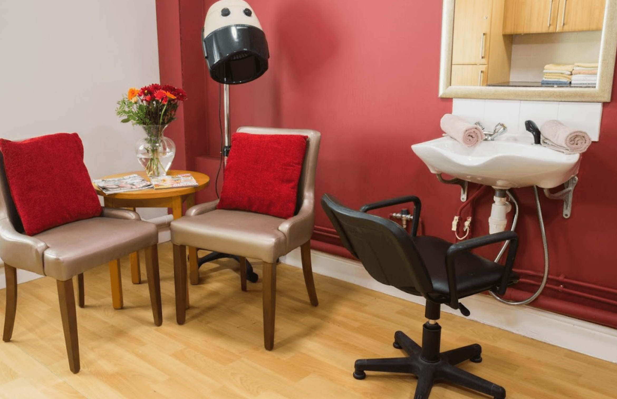 Salon of Maypole care home in Southampton, Hampshire