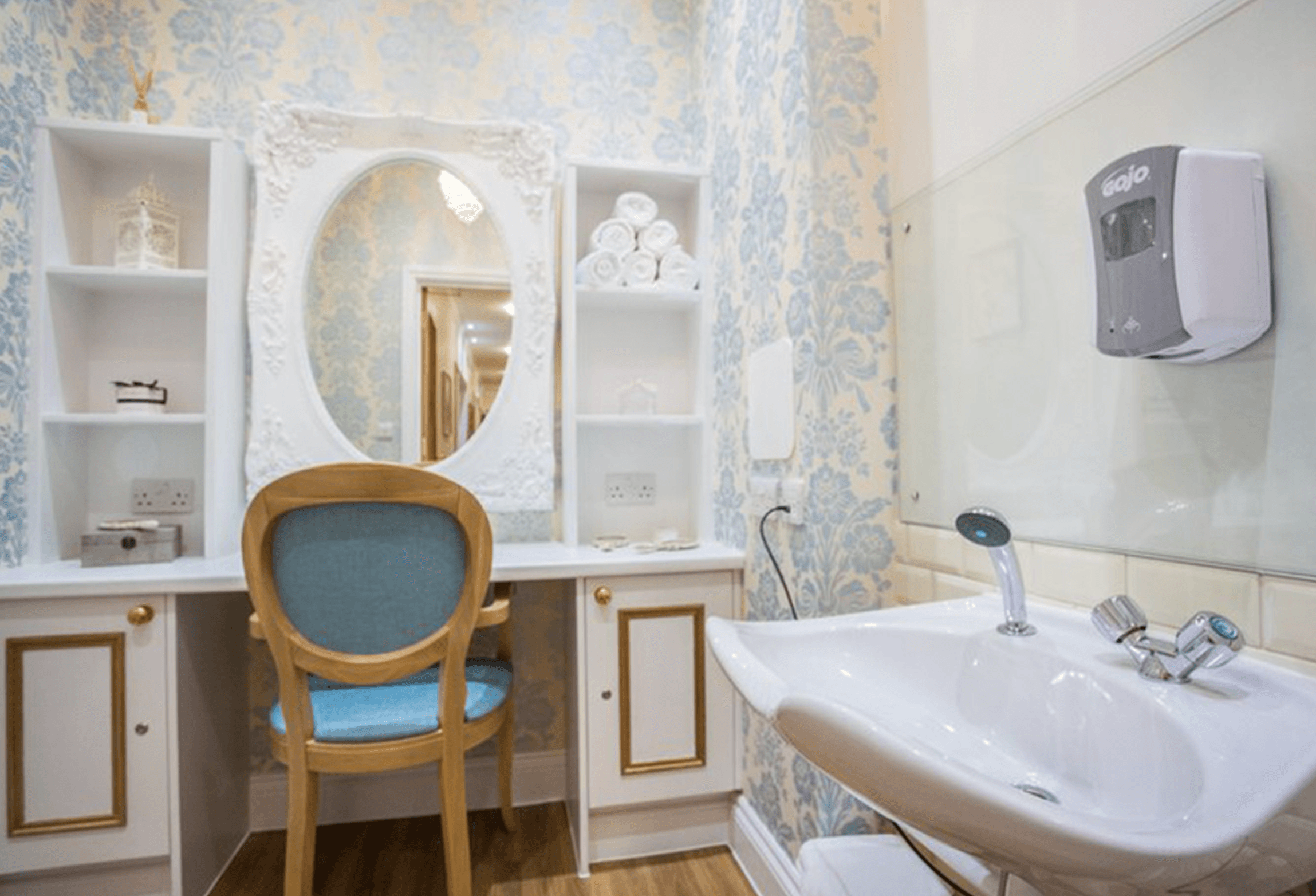 Salon of Byron House care home in Aylesbury, Buckinghamshire