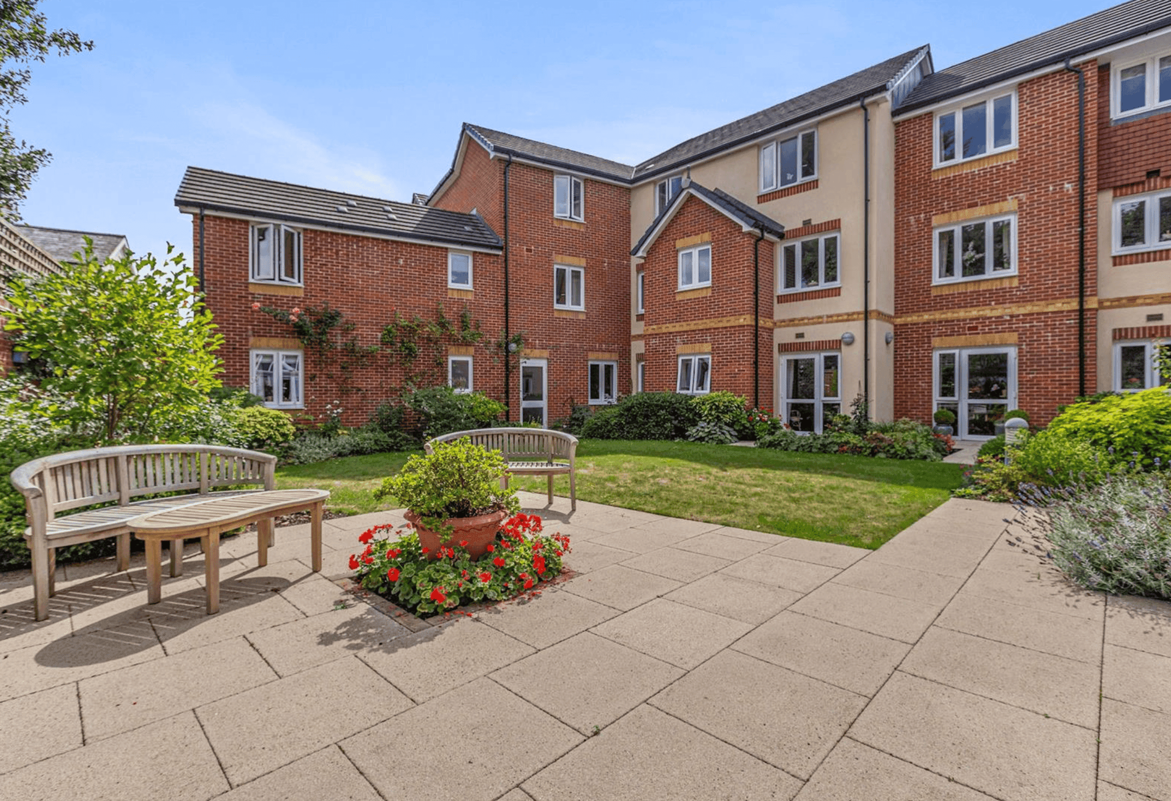 Exterior of Clover Leaf Court in Alton, Hampshire