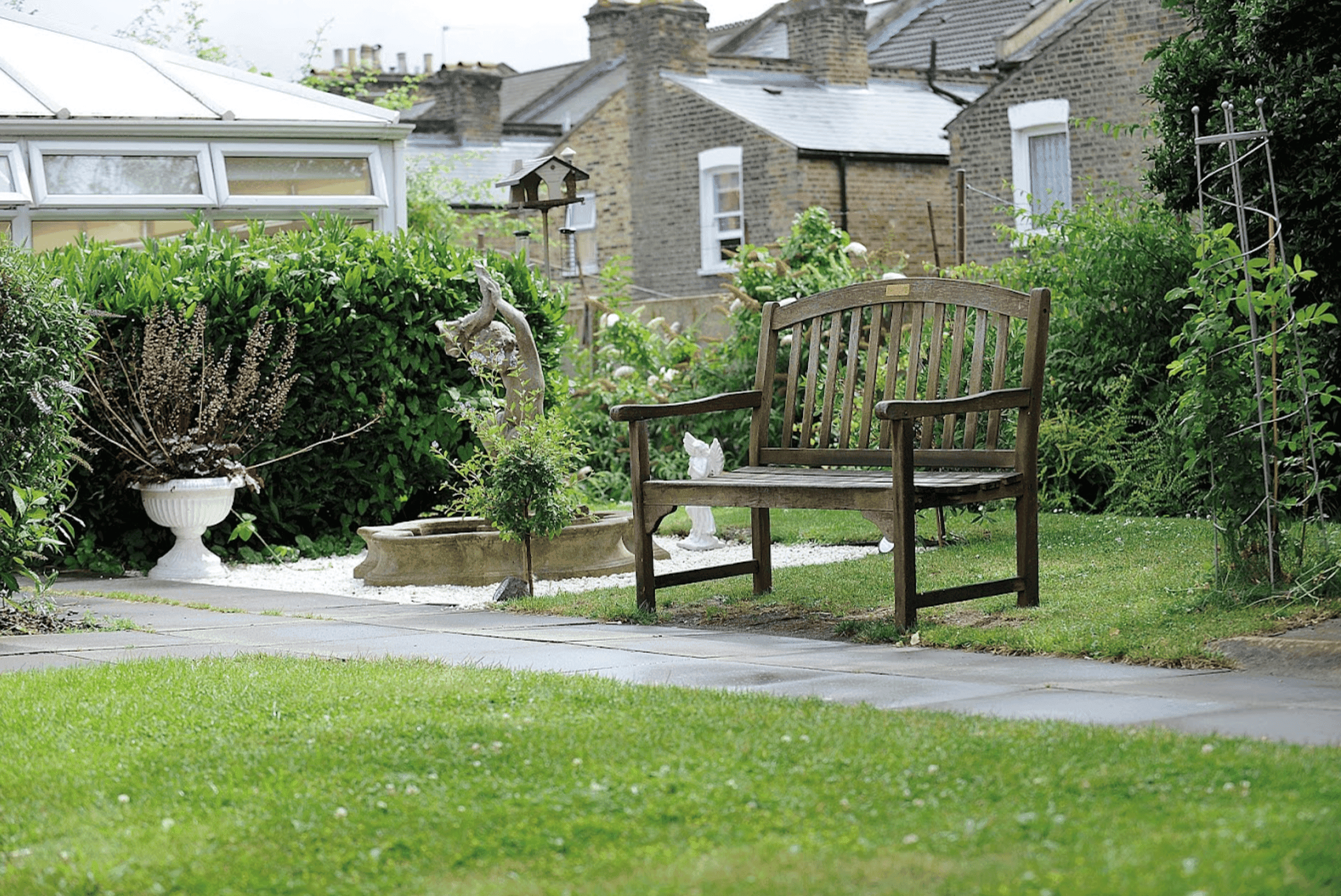 Garden of Manley Court in London, Greater London