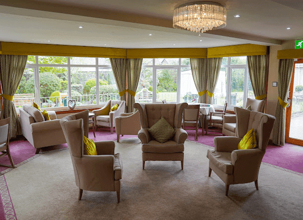 Lounge of Glenfairn House in Ayr, Scotland