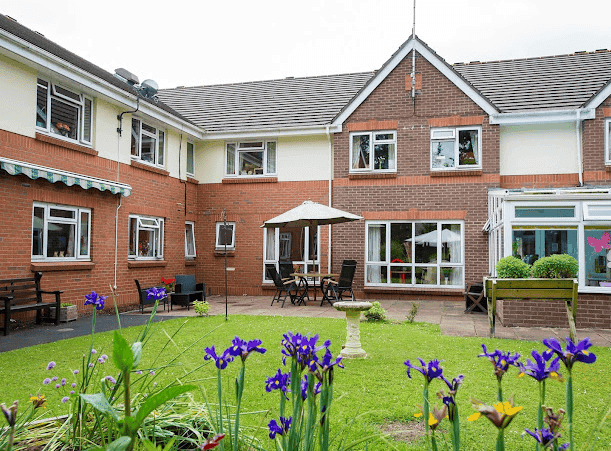 Exterior of  Ivydene care home in Ivybridge, Devon