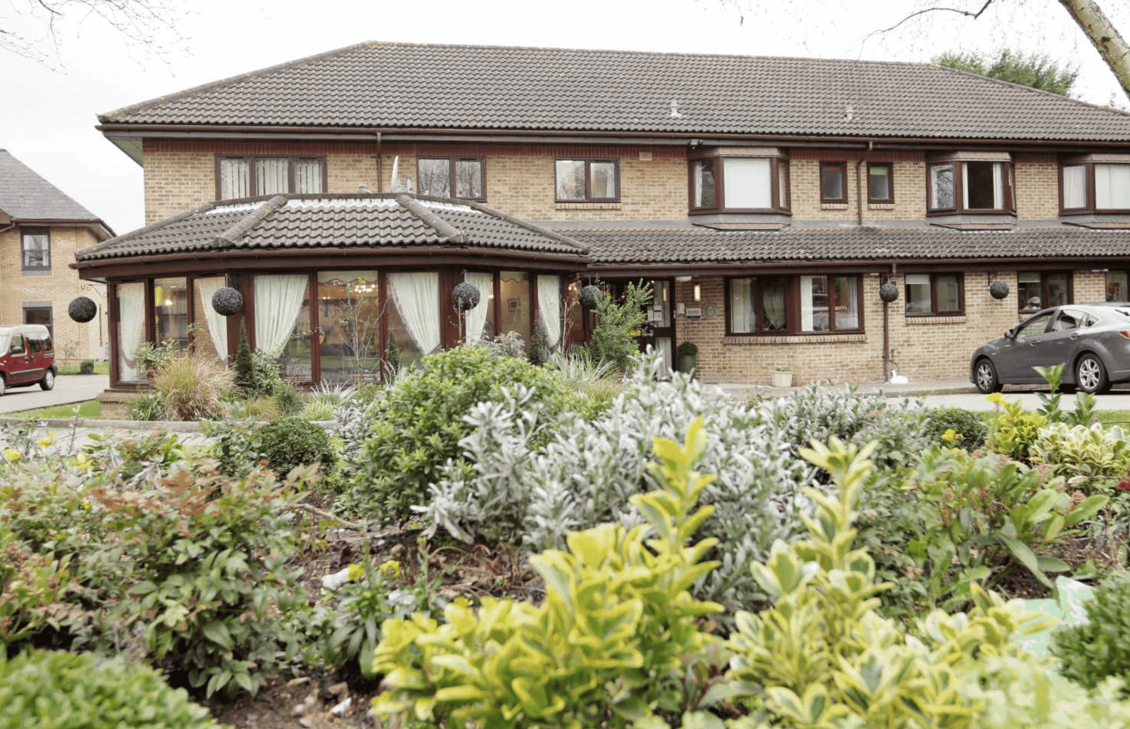 Exterior of Queen Elizabeth House in Bromley, London