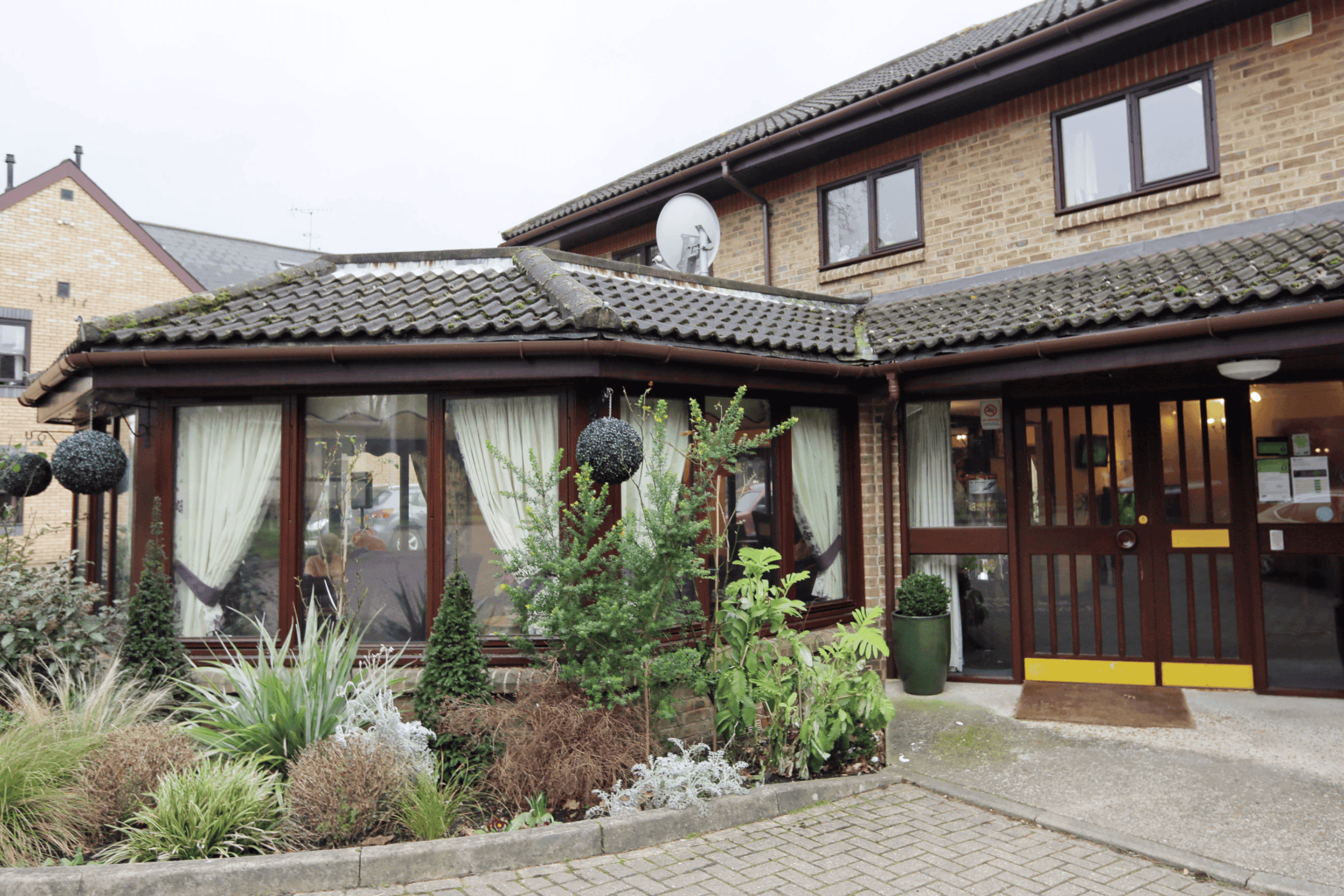 Exterior of Queen Elizabeth House in Bromley, London