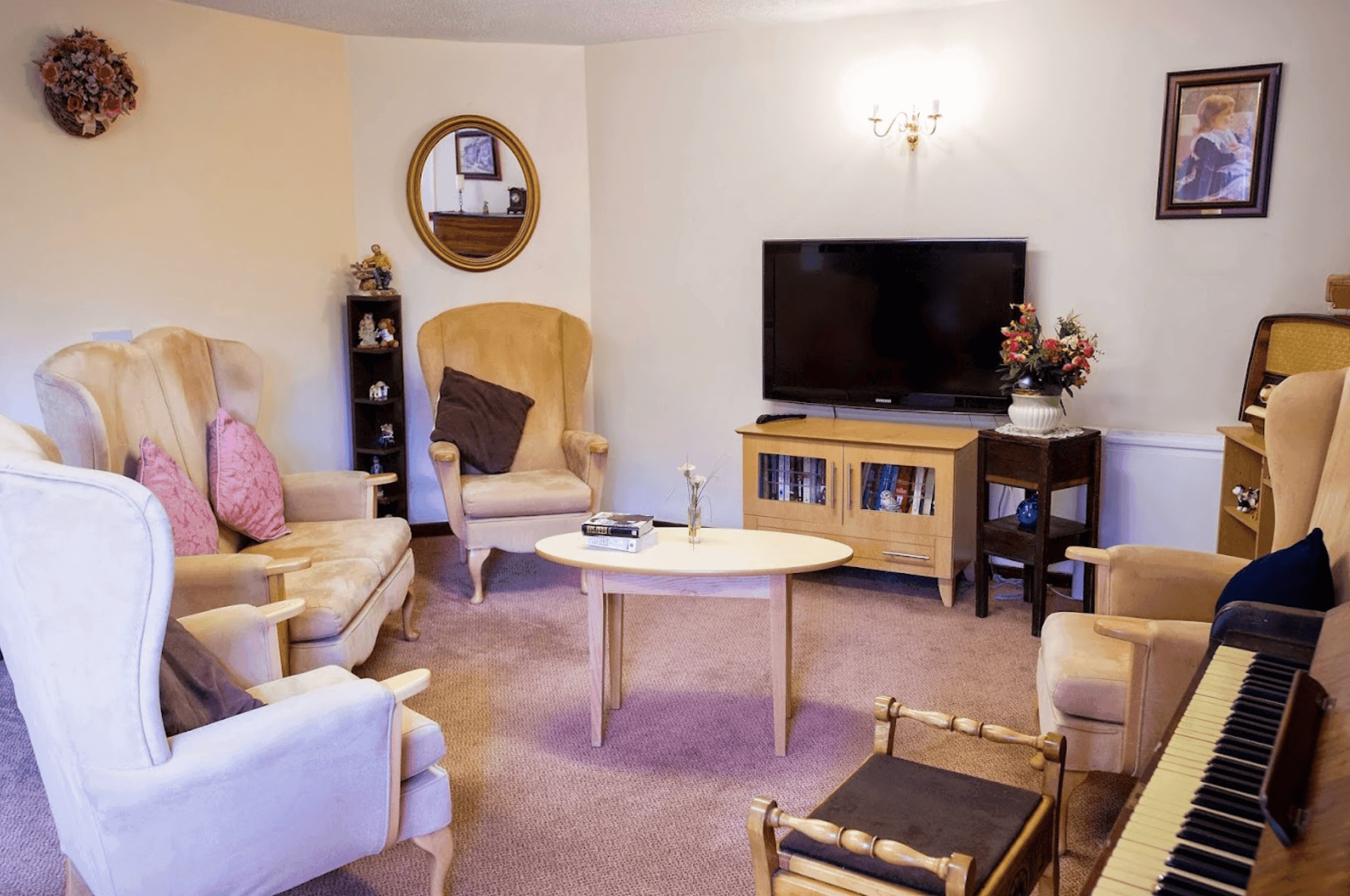 Lounge at Shaftesbury Court, Erith, Kent