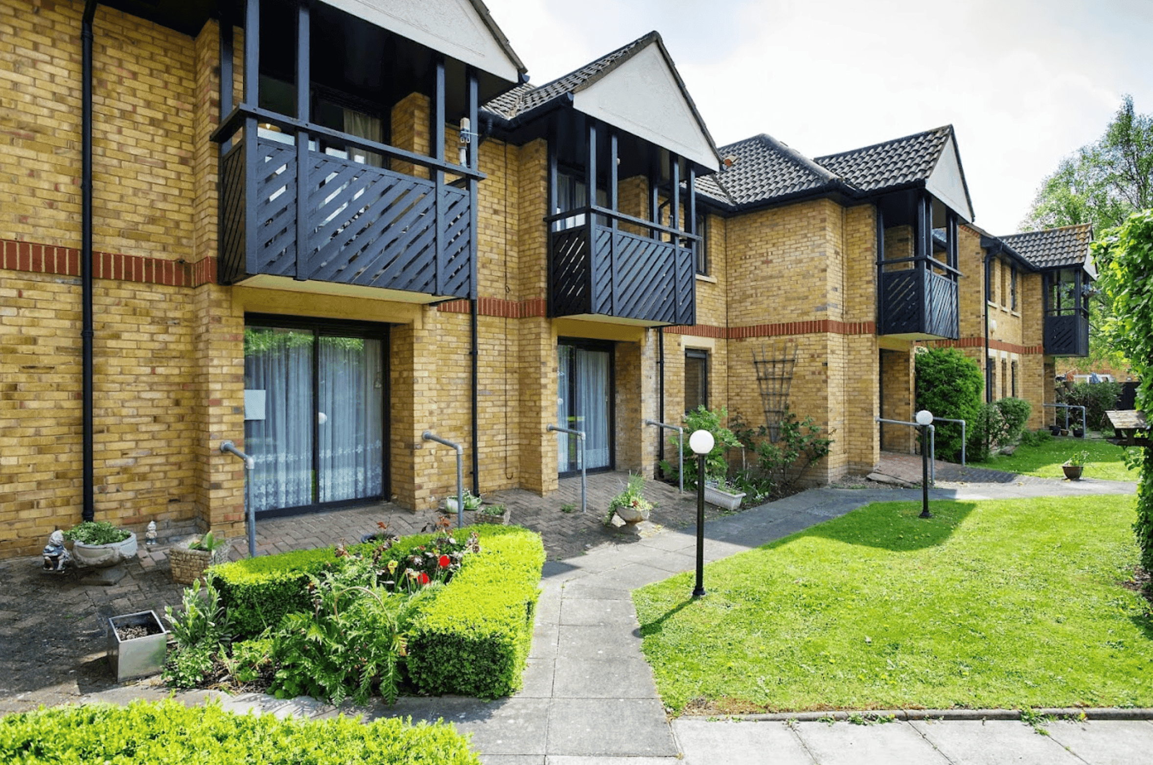 Exterior at Shaftesbury Court, Erith, Kent