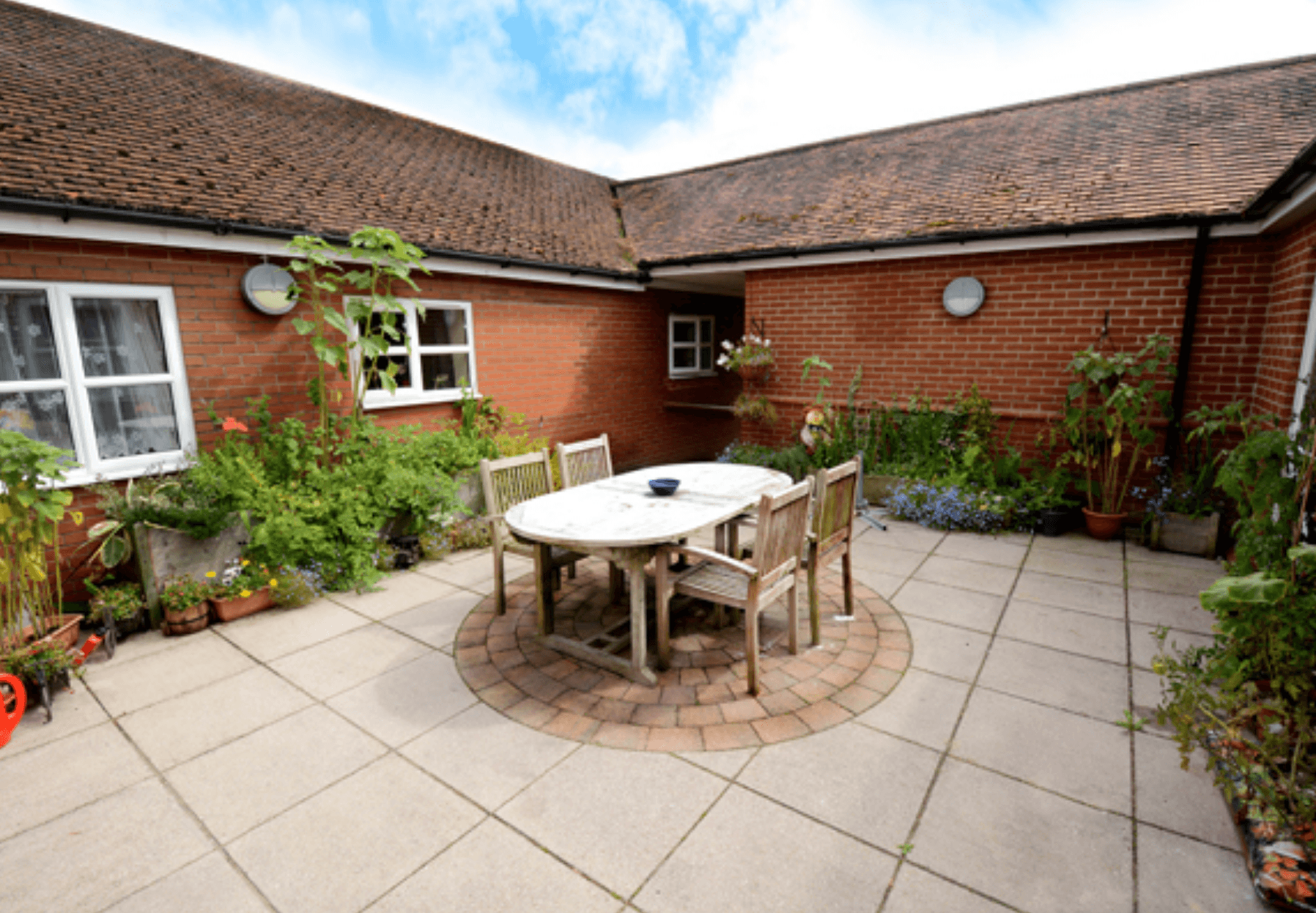 The Knoll care home in Yeovil 6