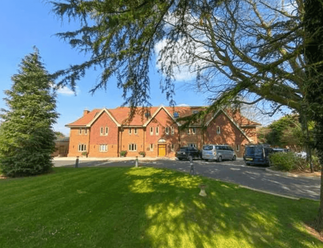 Woodstown House care home in Banstead 1