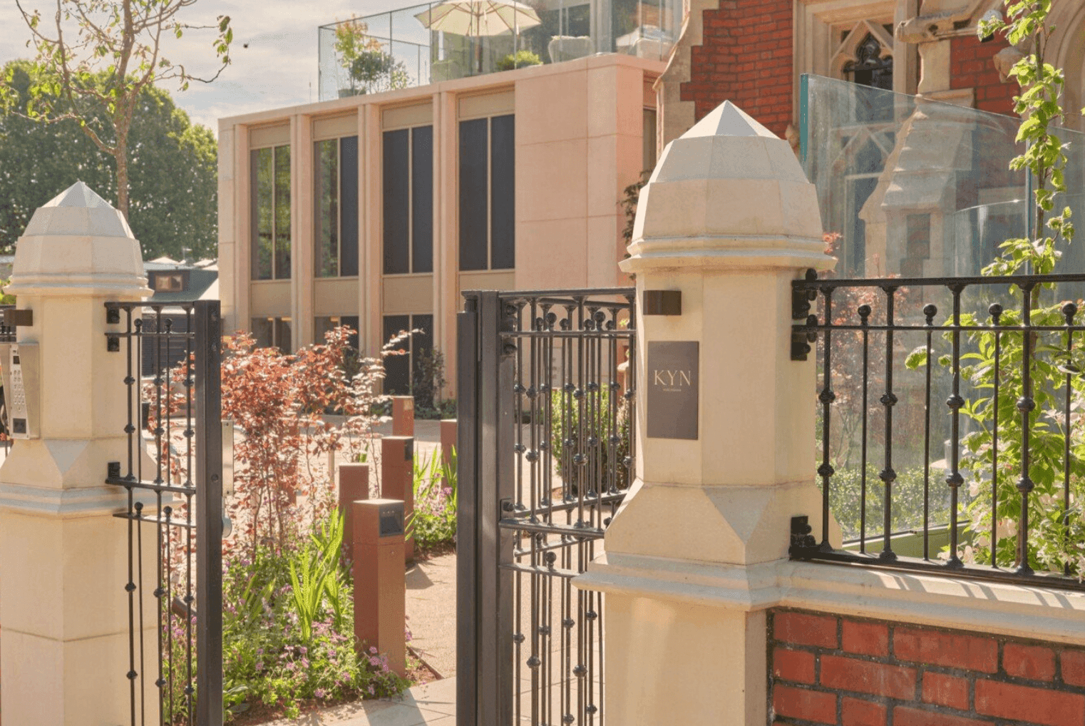 KYN - KYN Hurlingham care home - 001
