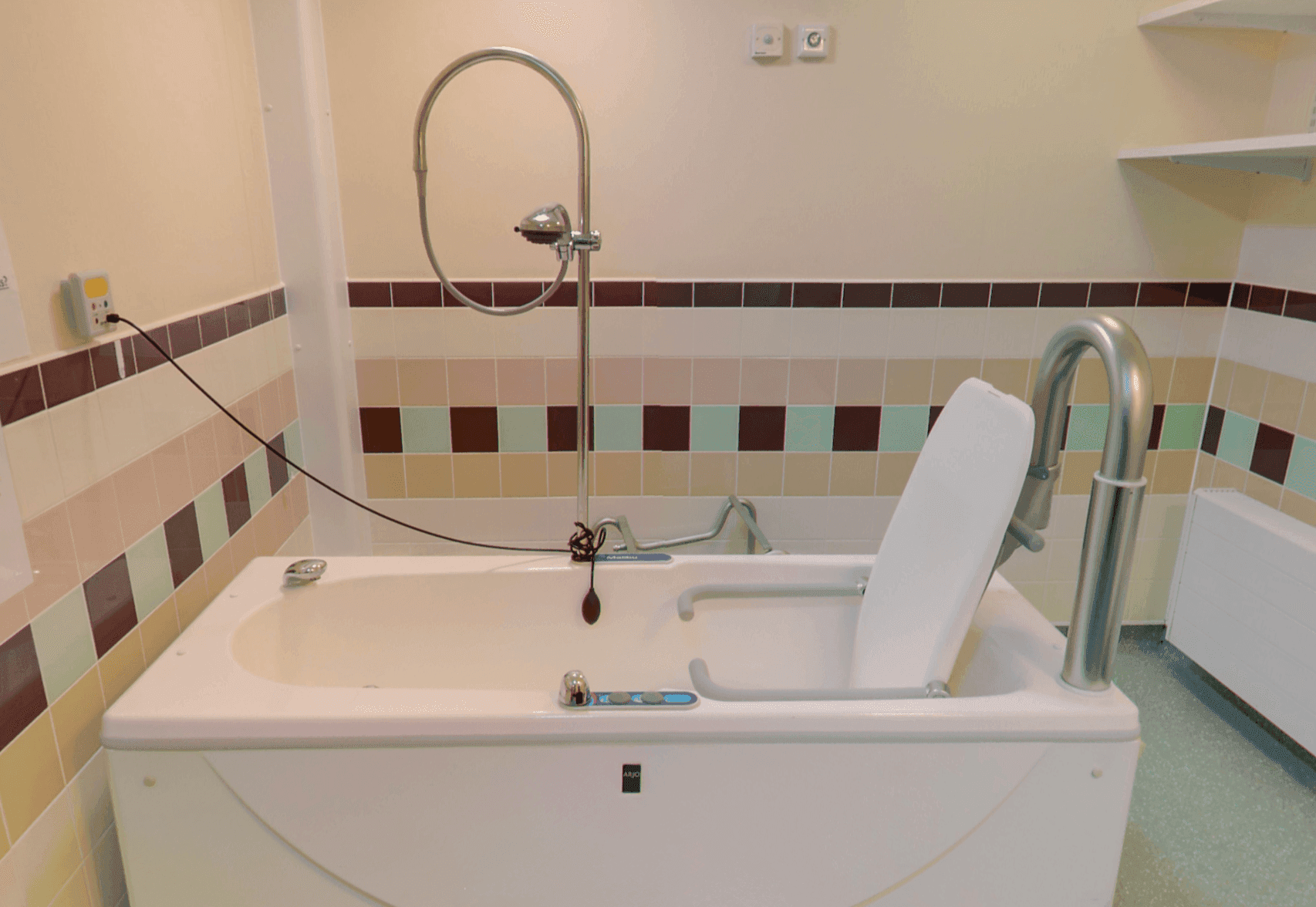 Shaw Healthcare - Rotherlea care home - 009