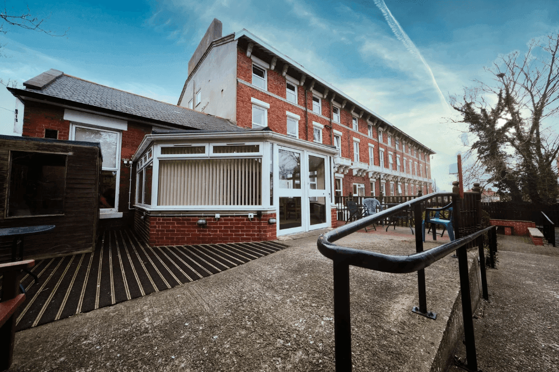 Independent Care Home - Cedar House care home - 007