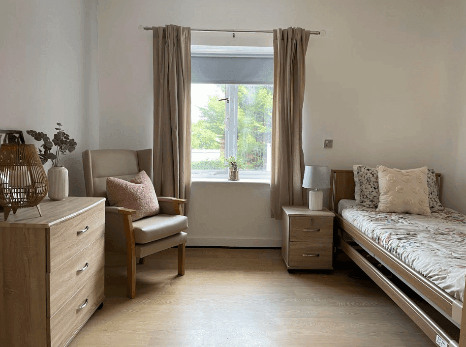Each Other Care - Dunniwood Lodge care home - 005