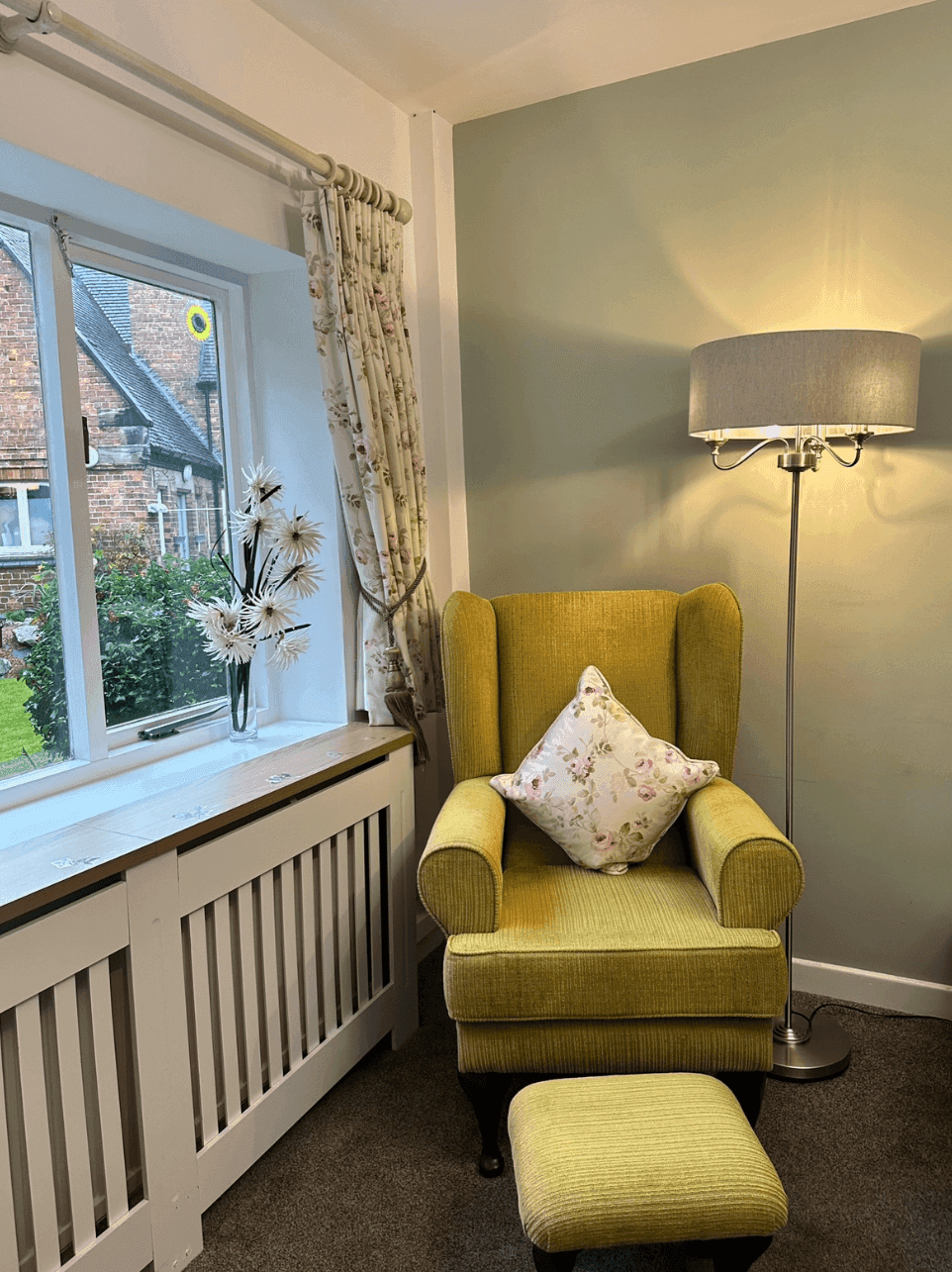 Cinnabar Support and Living - Doddlespool Hall care home - 007