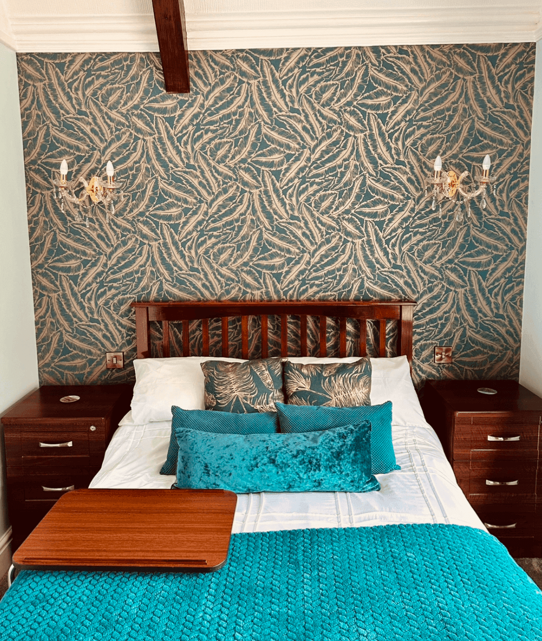 Cinnabar Support and Living - Doddlespool Hall care home - 005