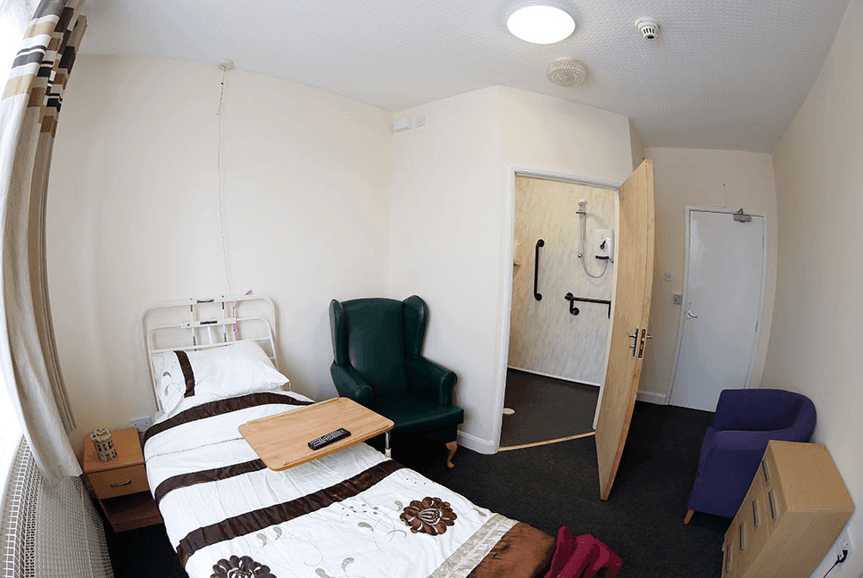 Independent Care Home - Yarborough House care home 3