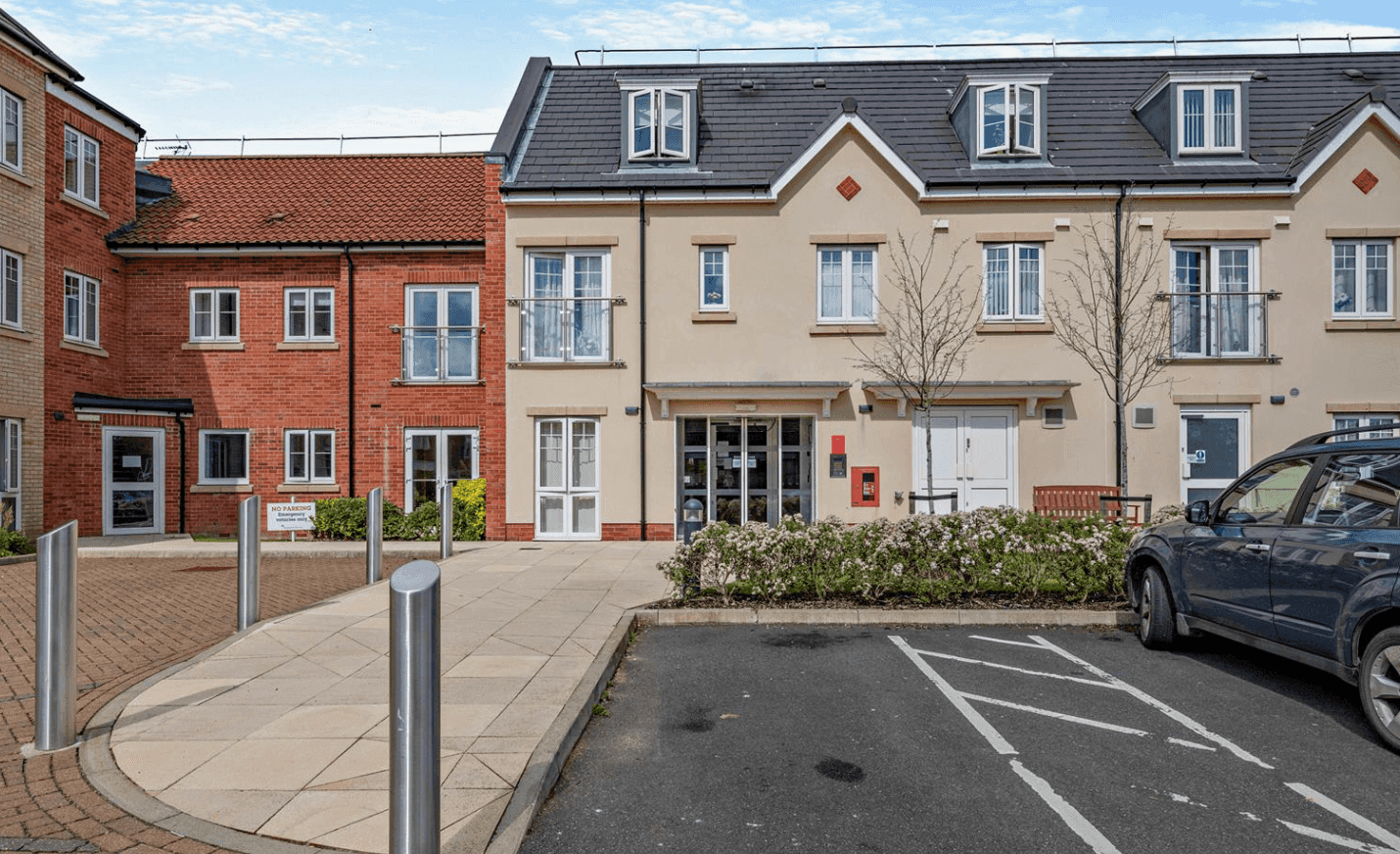 McCarthy Stone Resales - Louis Arthur Court - Resale in 27-31 New Road And 50 & 54, Hall Lane, North Walsham NR28 9DF - 000