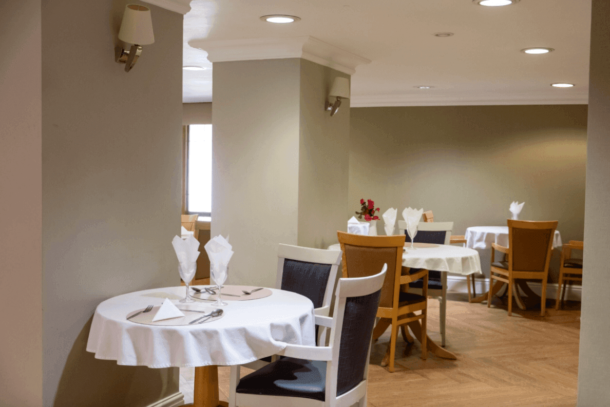 Luxury Care - Kingsman House care home - 003
