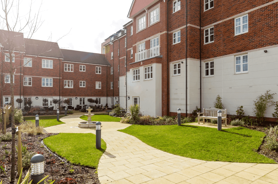 McCarthy Stone - Swift House in St. Lukes Road, Maidenhead, Berkshire, SL6 7AJ - 000