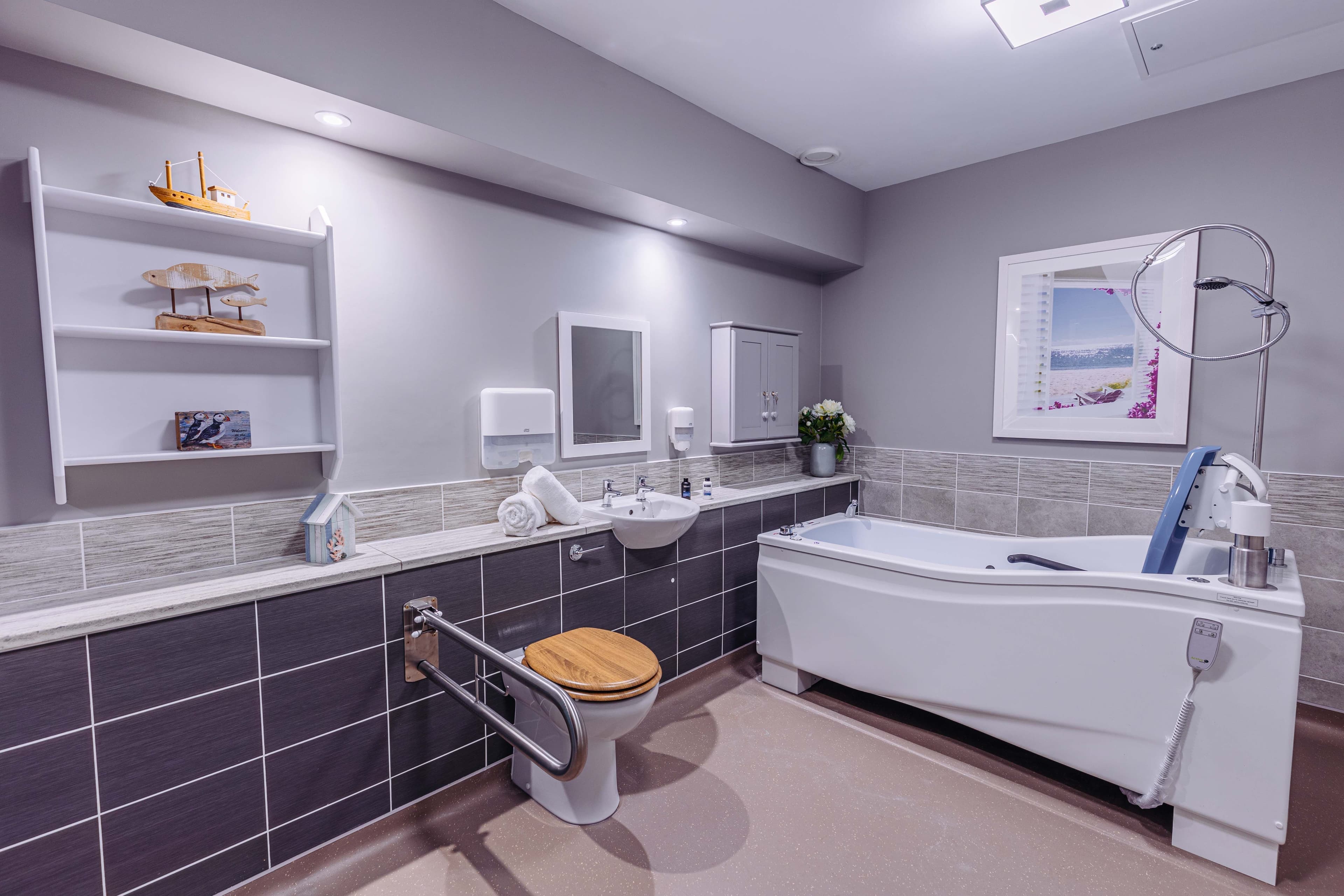 Barchester Healthcare - Barchester Healthcare Shelburne Lodge care home - 023