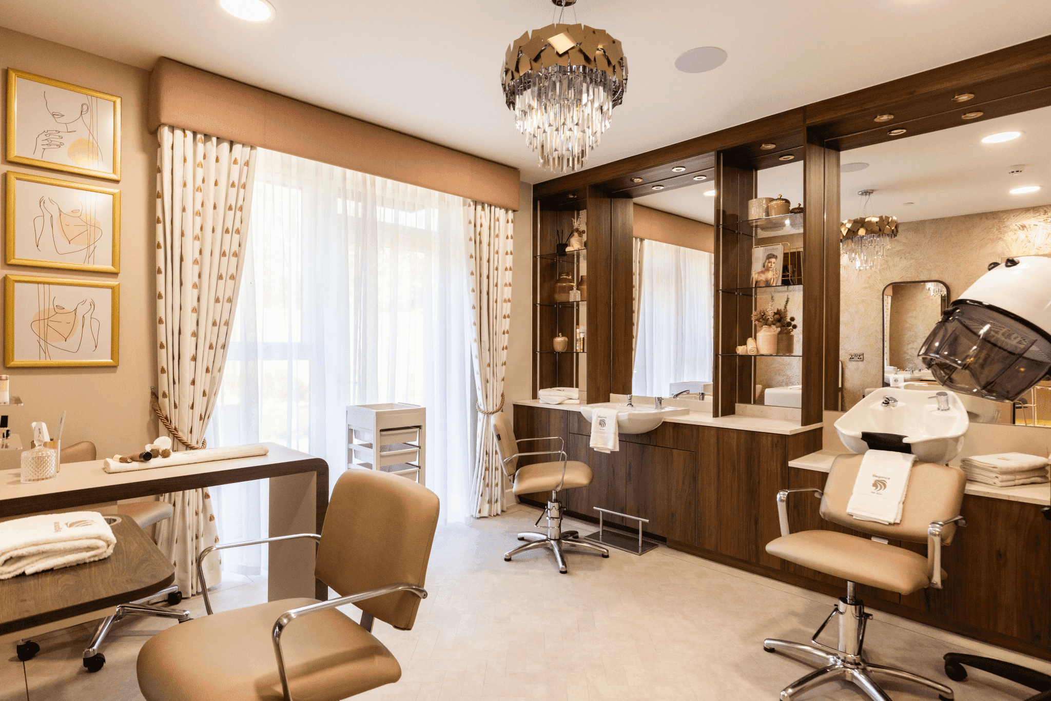 Country Court - Shenstone Court care home - 019