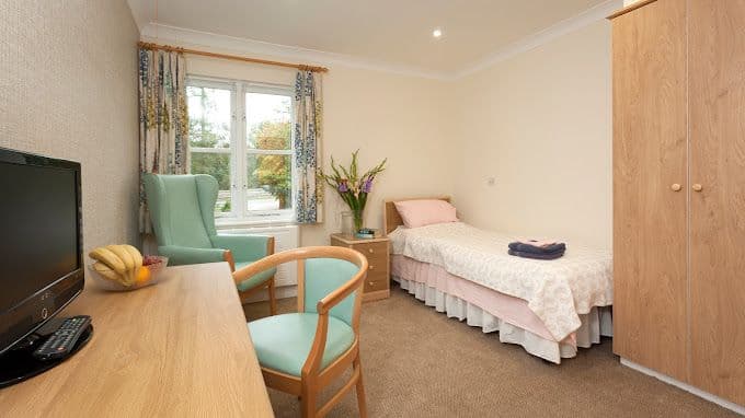 B&M Care - St Andrews care home - 004