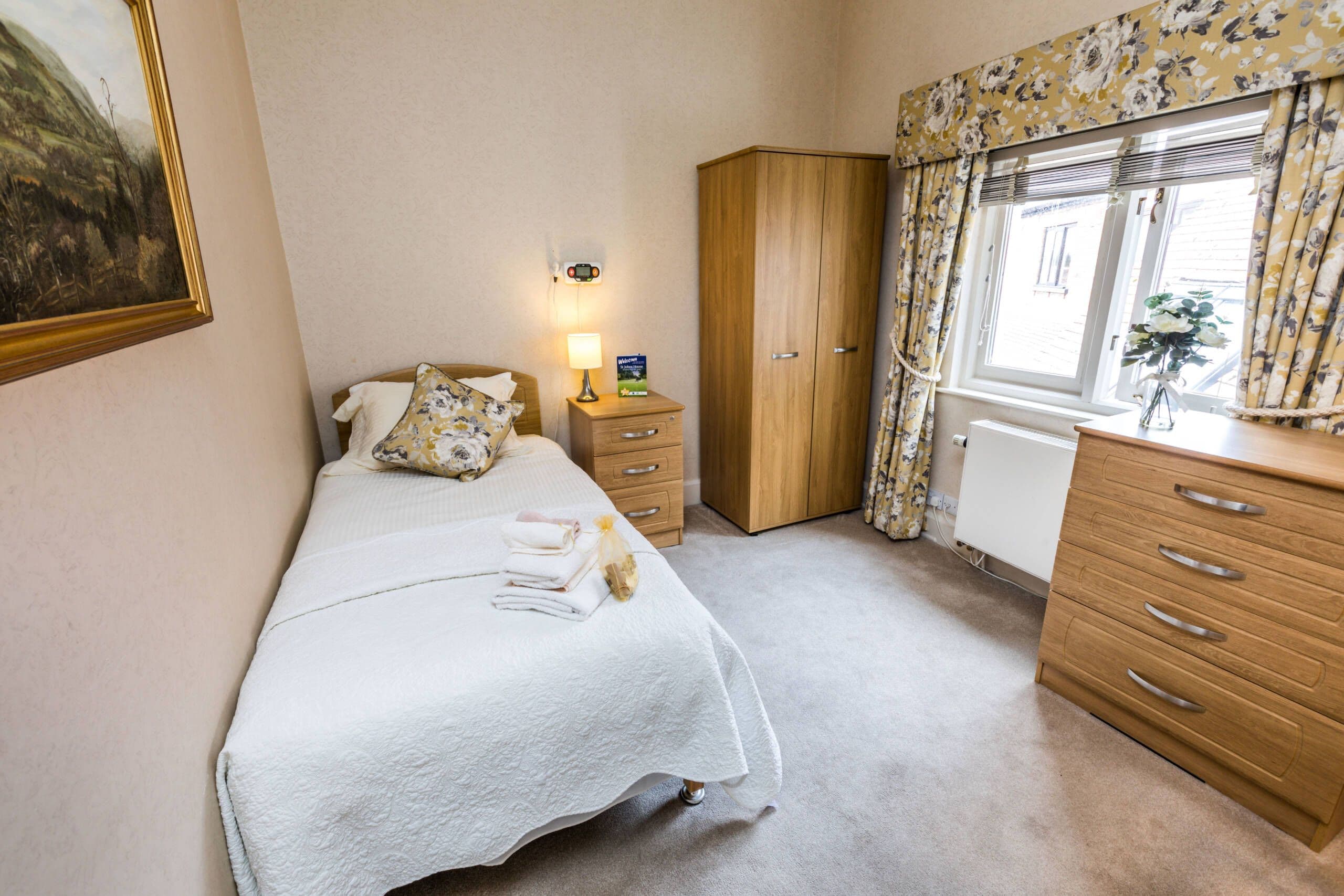 Constantia Healthcare Group - St John's House care home - 004