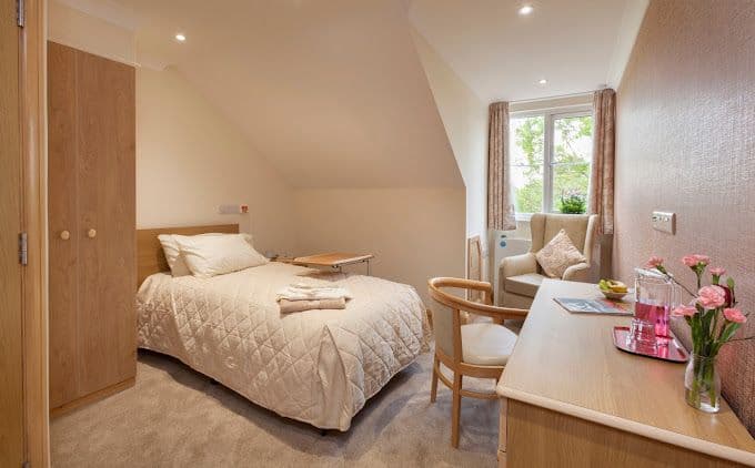 B&M Care - Tara's Retreat care home 3