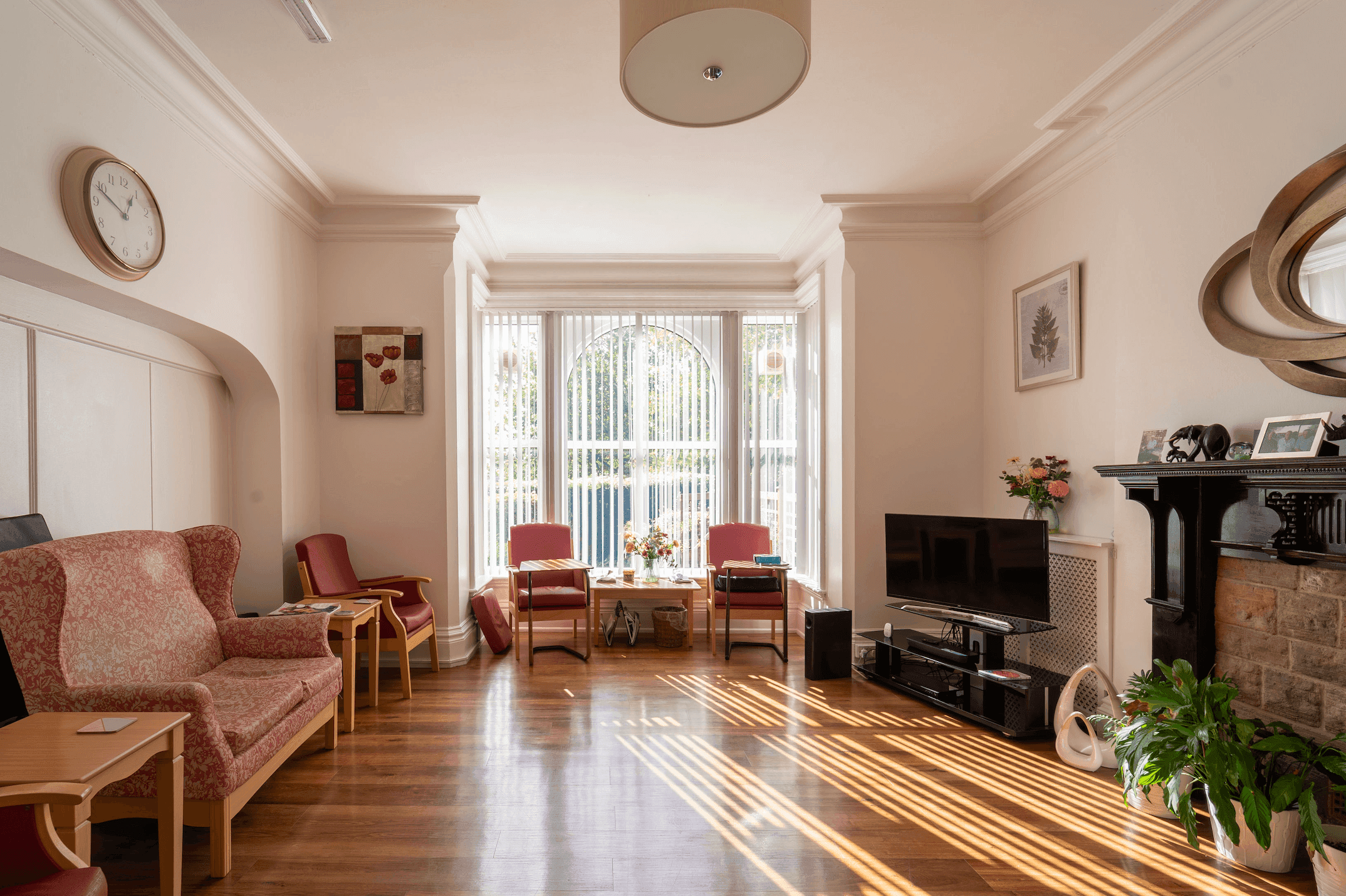 Communal Lounge at The Avenue Care Home in Malvern-Hills, Worcester