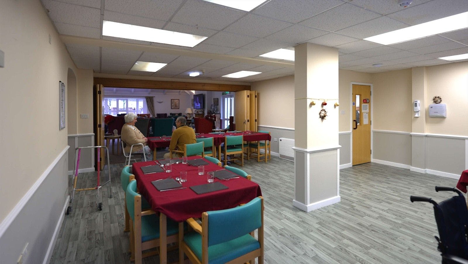 Shaw Healthcare - The Grove care home 004