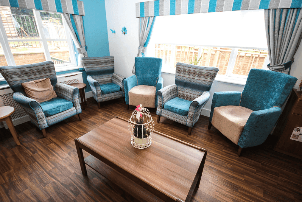 Regal Care - The Hollies care home - 004