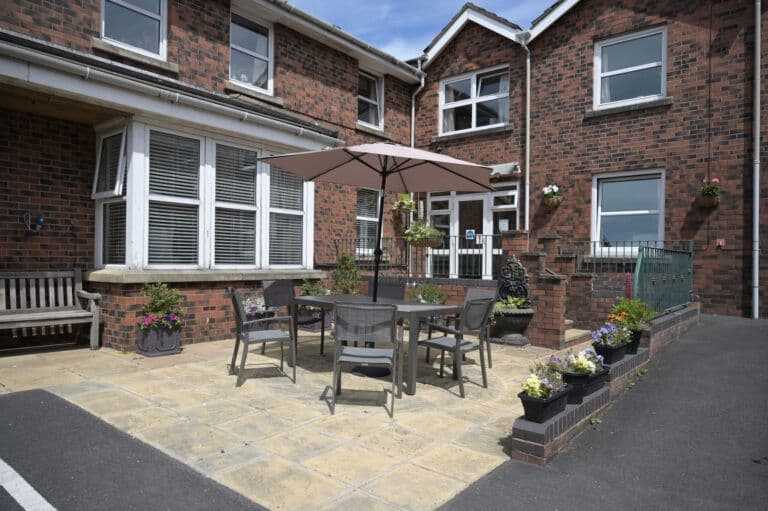 Provisio Care Group - The Manse care home - 011