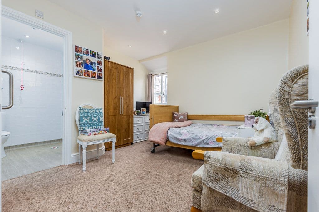 Charing Healthcare - The Oast care home - 007