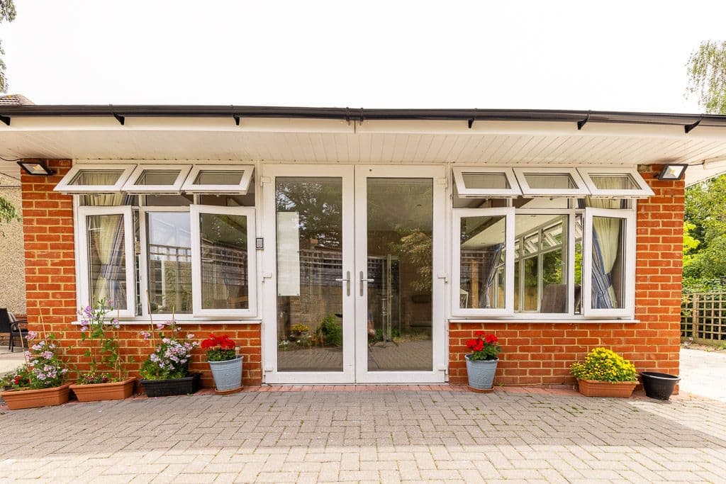Charing Healthcare - The Oast care home - 012