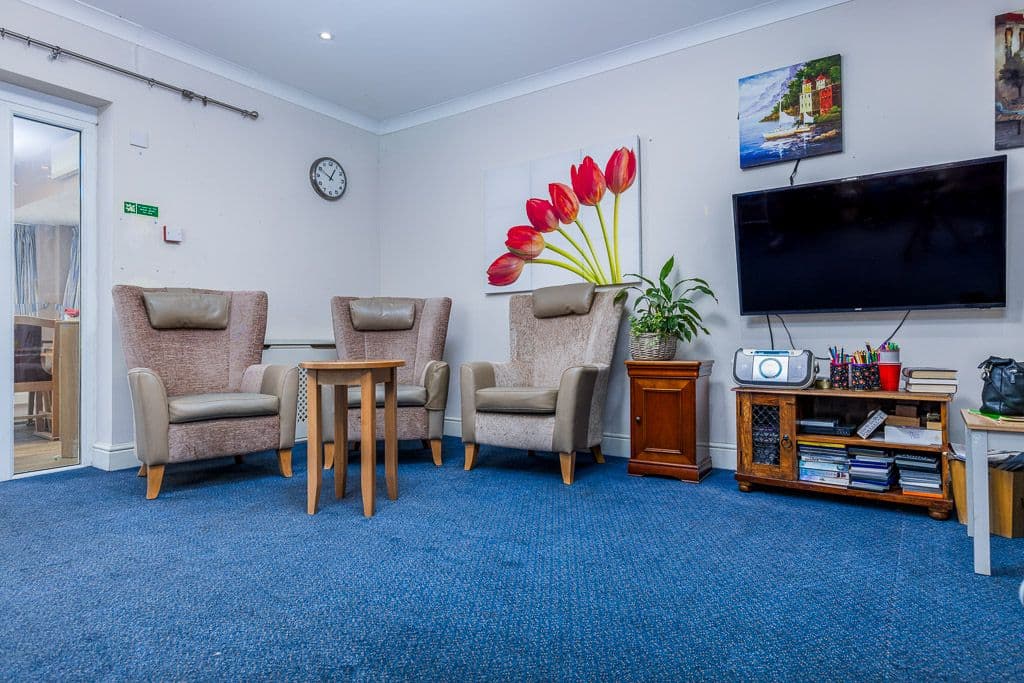 Charing Healthcare - The Oast care home - 002