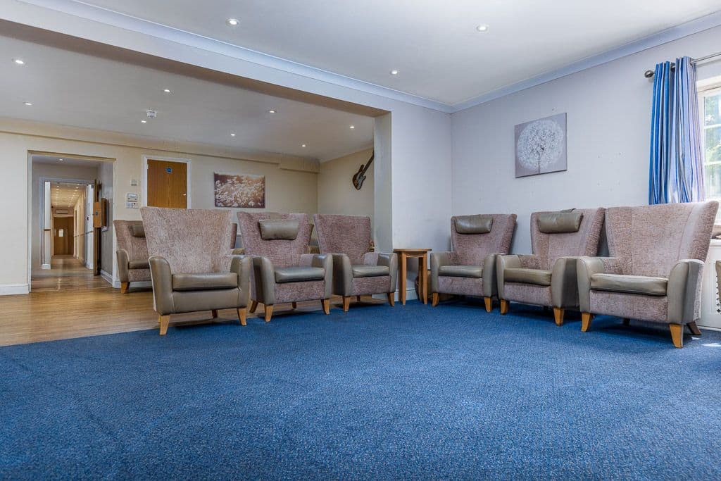 Charing Healthcare - The Oast care home - 004