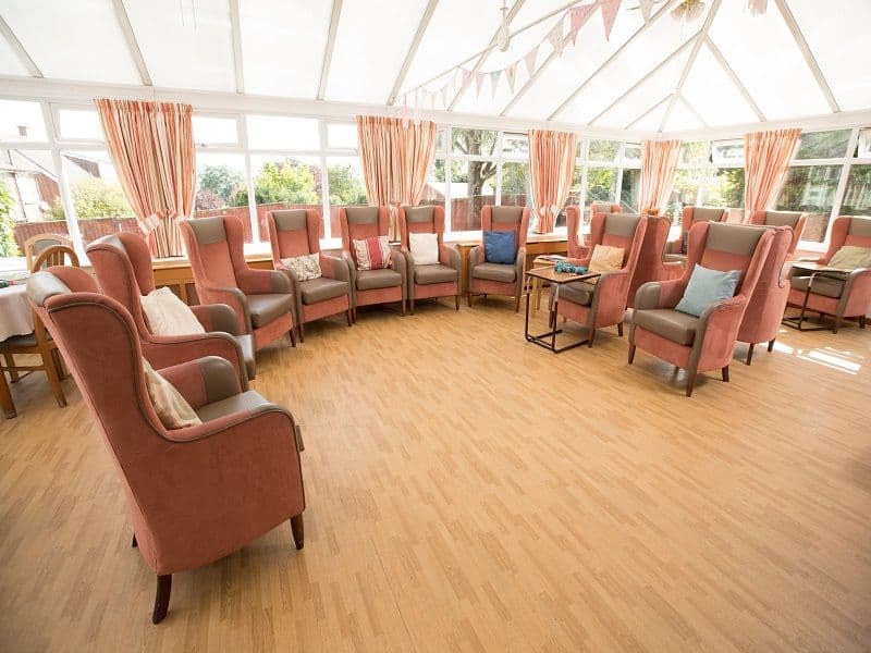Charing Healthcare - The Vale care home - 002