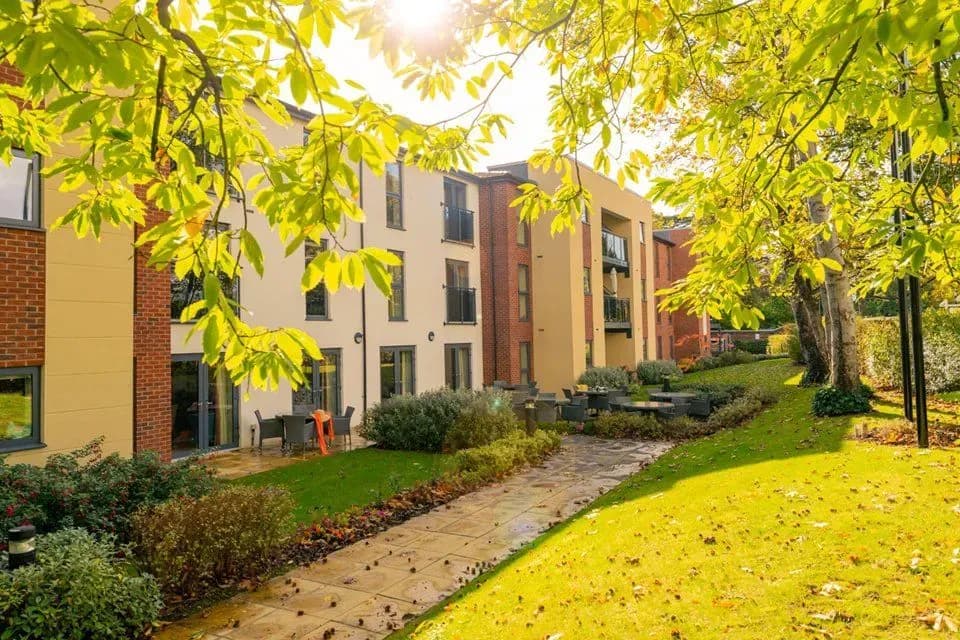 Thorneycroft Retirement Home exterior