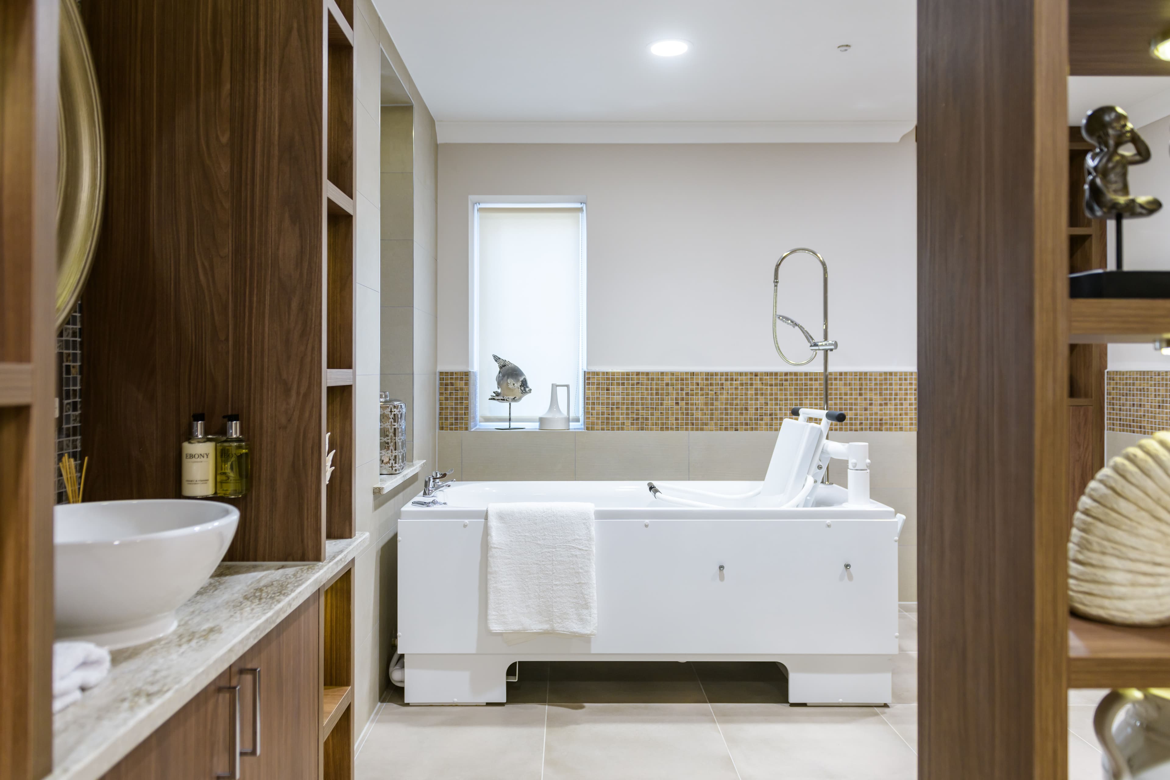 Cinnamon Luxury Care - Watermeadow Grange care home - 004