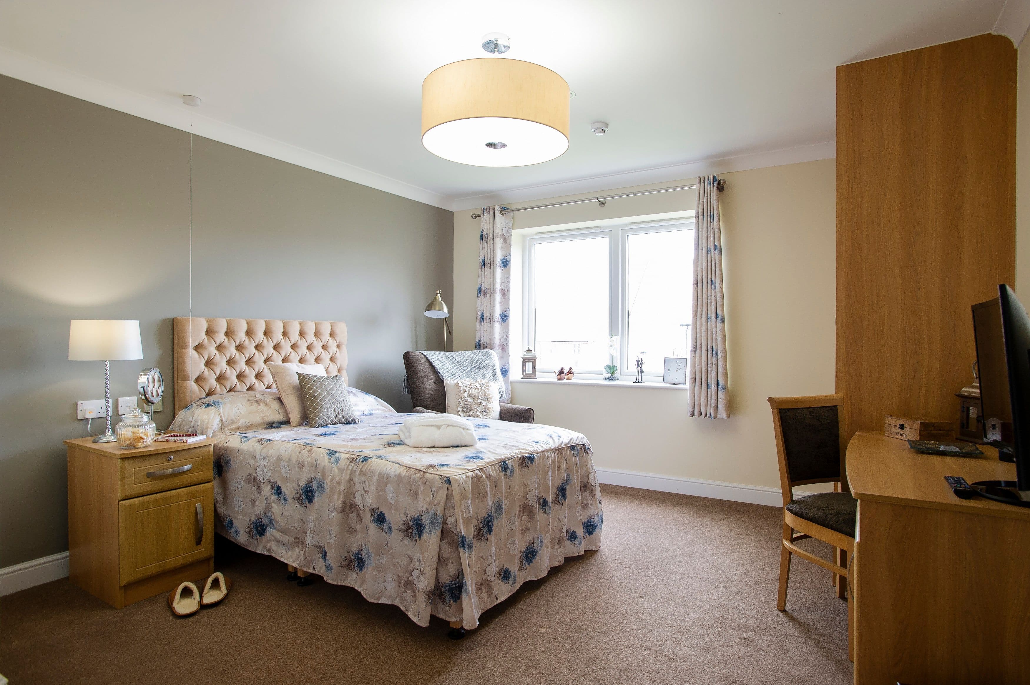 Hamberley Care Homes - Caddington Grove care home 2