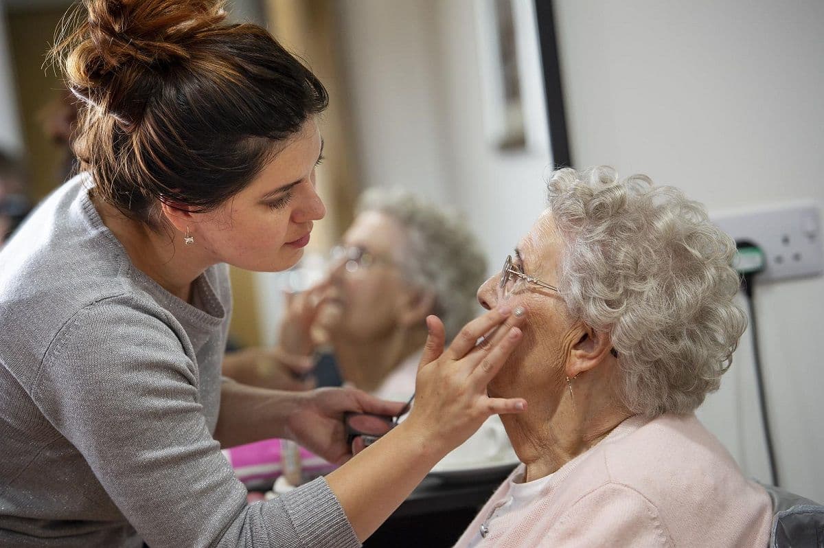 Hamberley Care Homes - Upton Manor care home 9