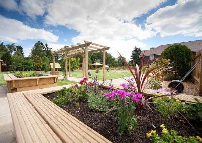 B&M Care - White Plains care home - 003