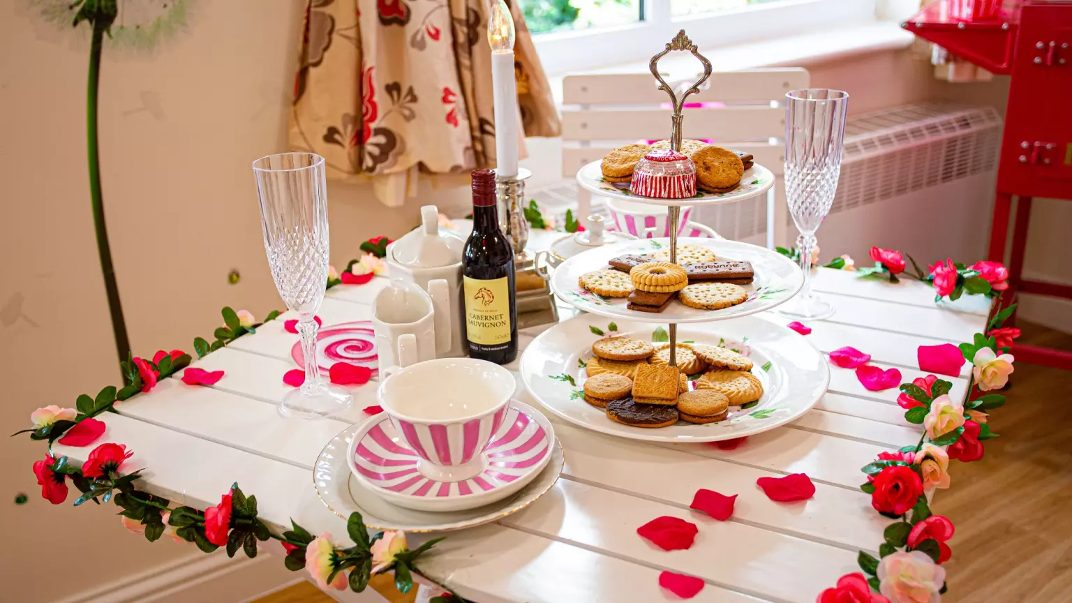 Dining area of Willow Court care home in Harpenden, Hertfordshire