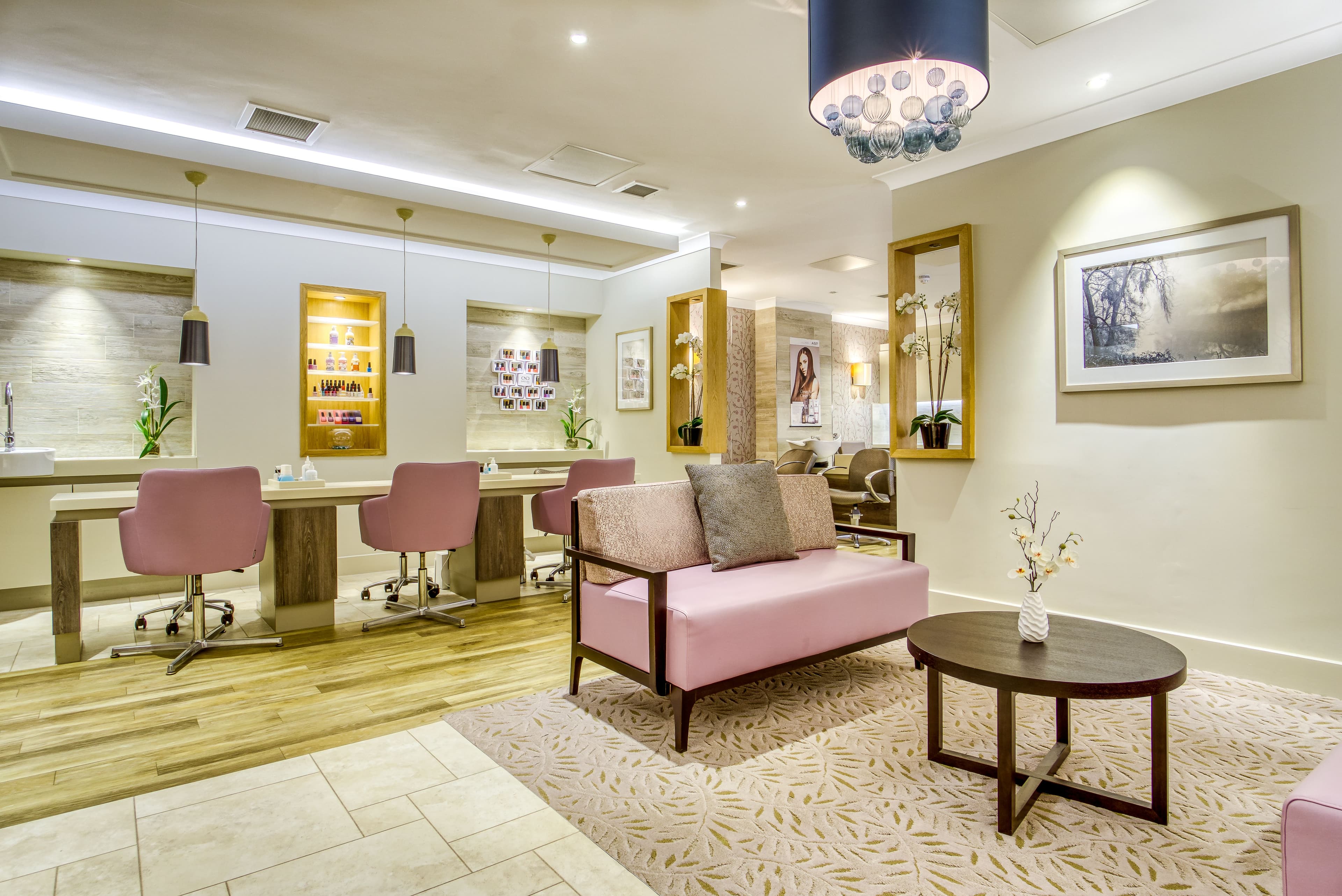 Salon of Witney care home in Witney, Oxfordshire