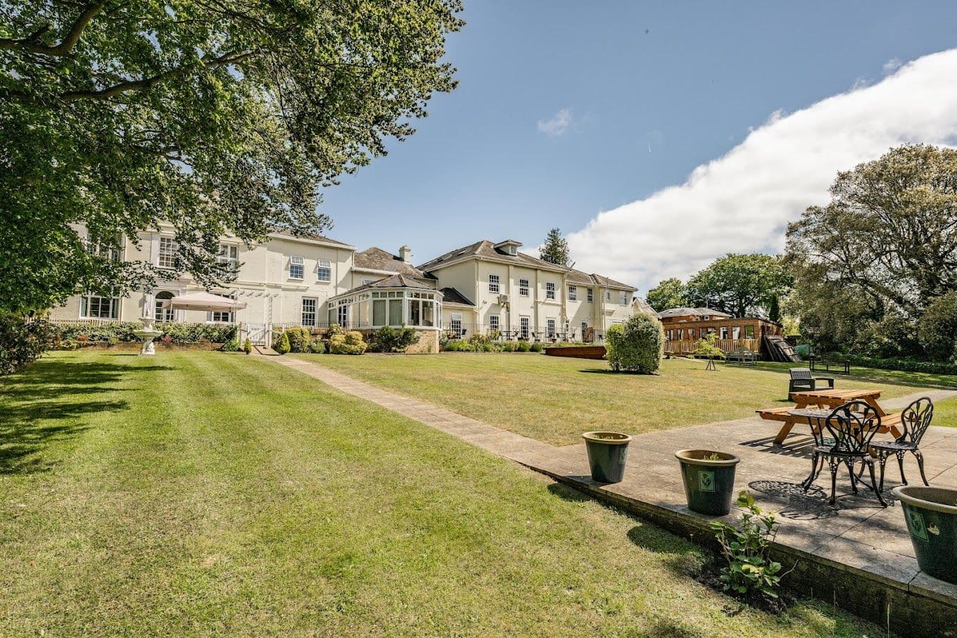 Kingsley Healthcare - Woodbridge Lodge care home - 009