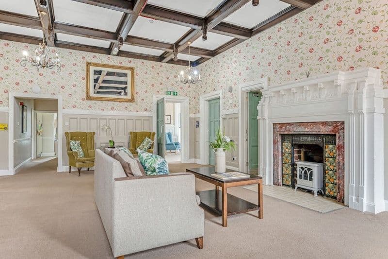 Belmont Healthcare - Woodbury House care home - 006