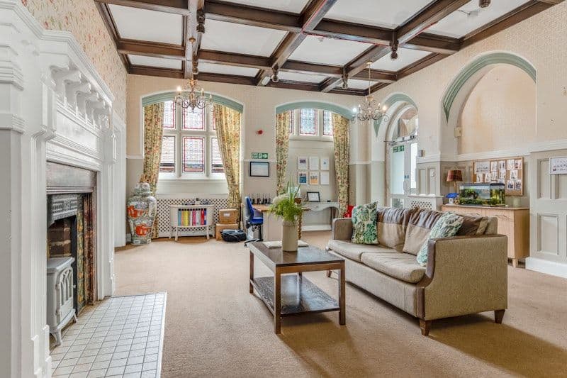 Belmont Healthcare - Woodbury House care home - 004